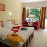 Excelsior Hotel 3*