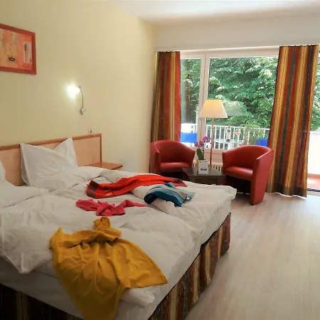 Excelsior Hotell 3*