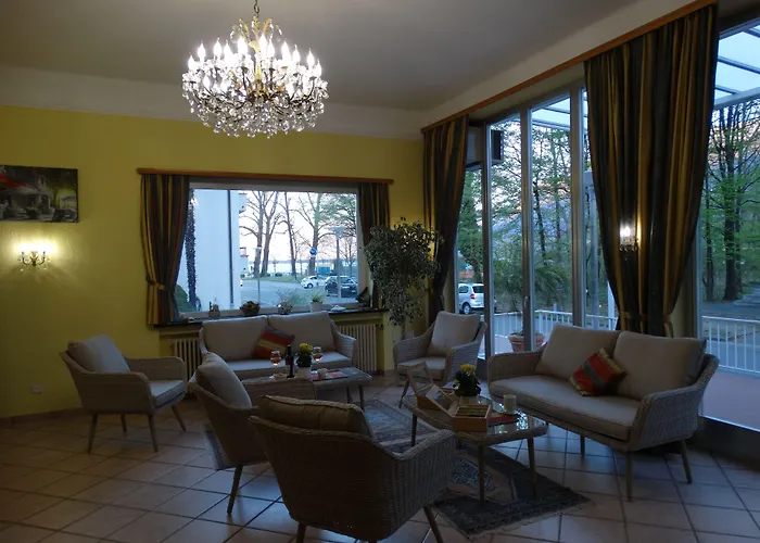 Excelsior 3* Locarno